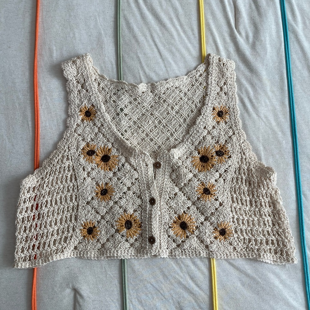 Thrifted cropped tank top!